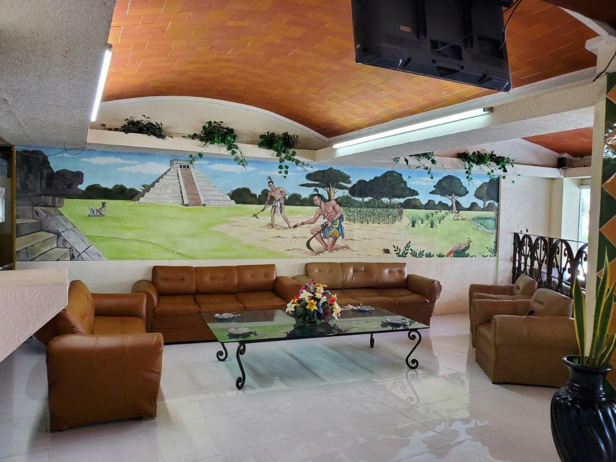 Hotel Suites Elia Noemi Mérida Esterno foto